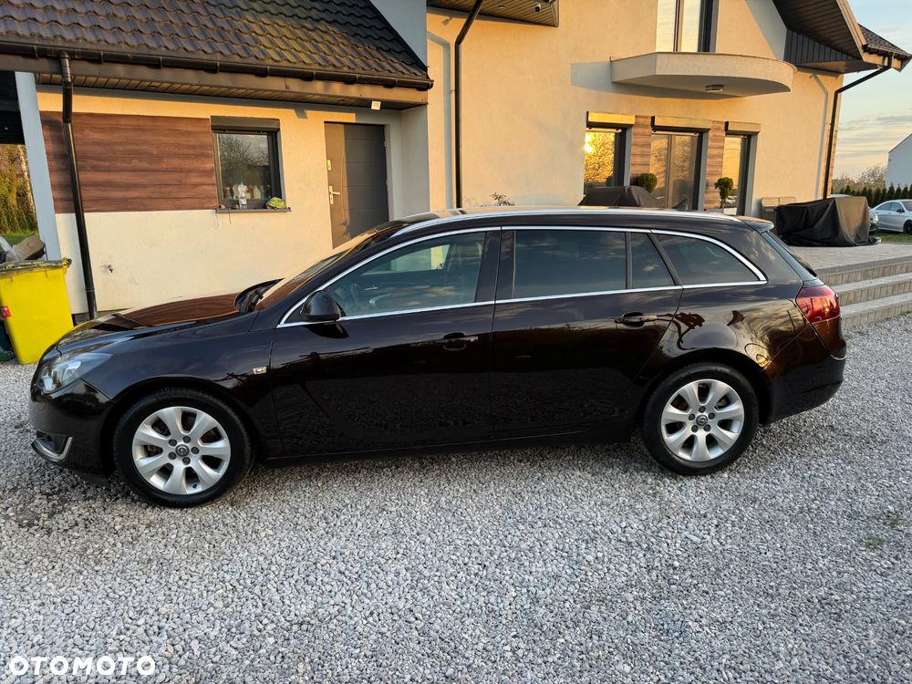 Opel Insignia - 10