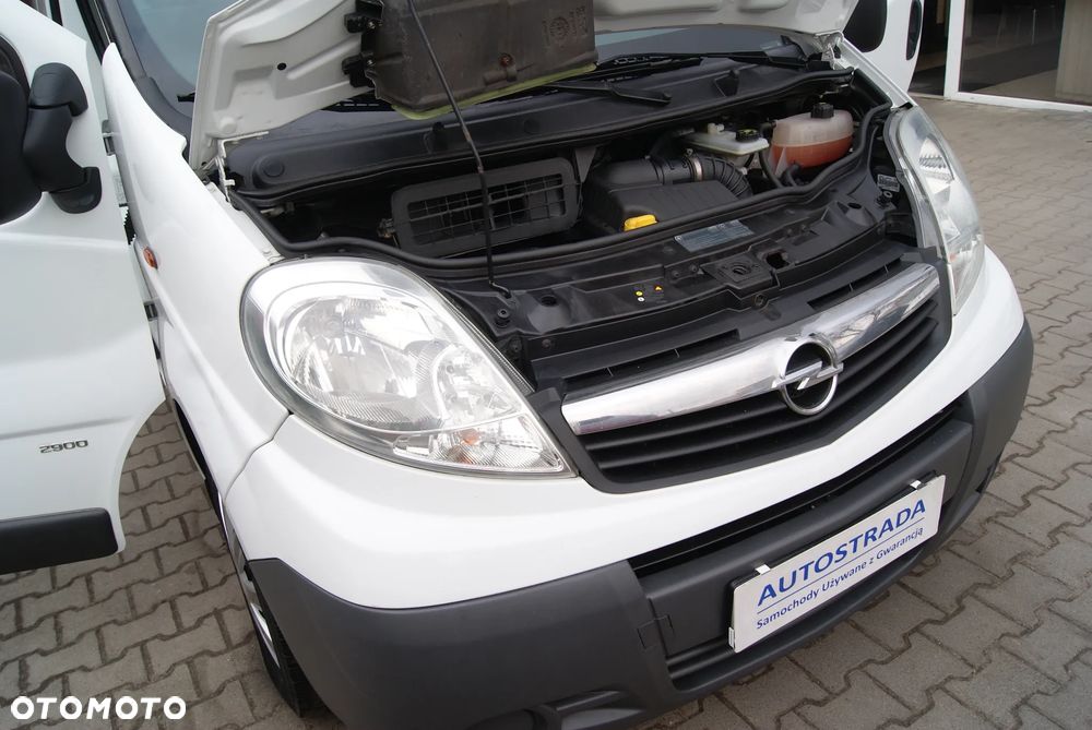Opel Vivaro - 17