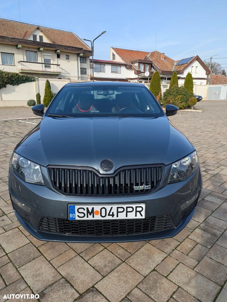 Skoda Octavia 2.0 TDI DSG RS - 5