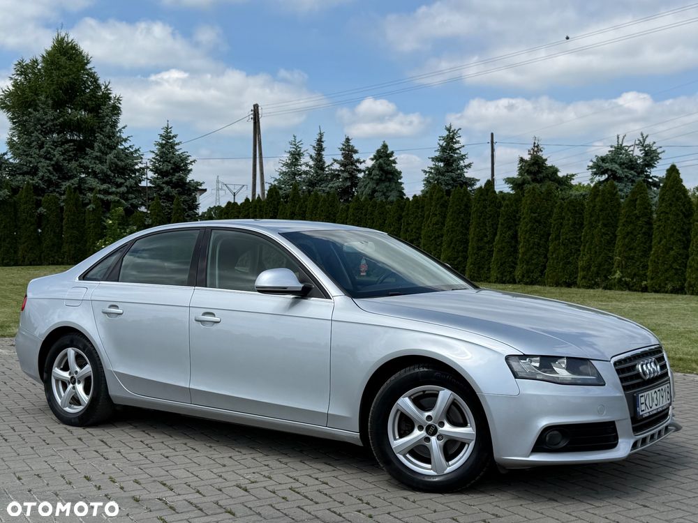 Audi A4 Limousine - 19