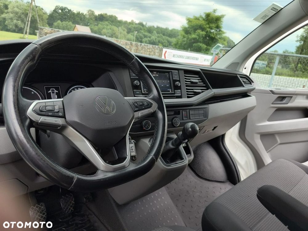 Volkswagen Transporter - 12