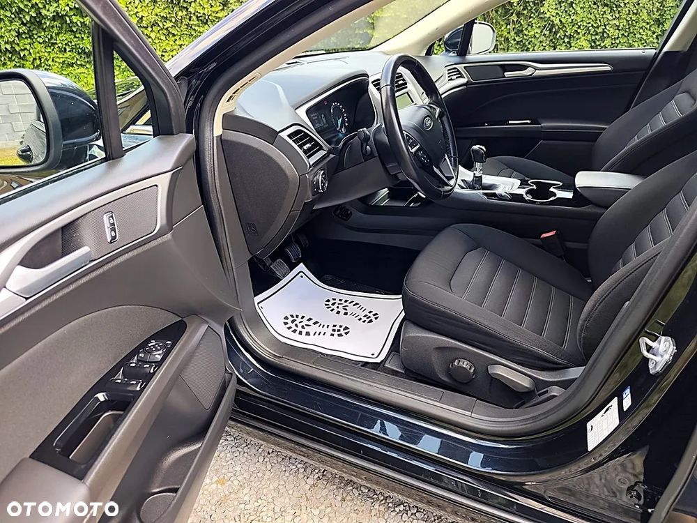 Ford Mondeo - 8