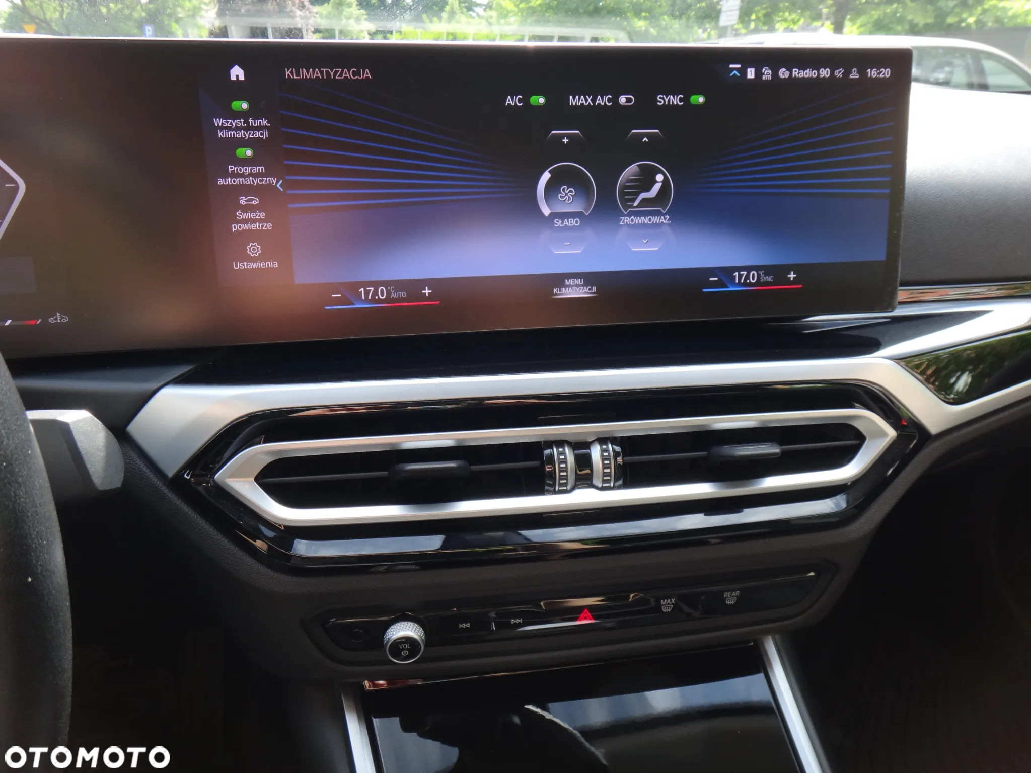 BMW Seria 3 320i xDrive - 13