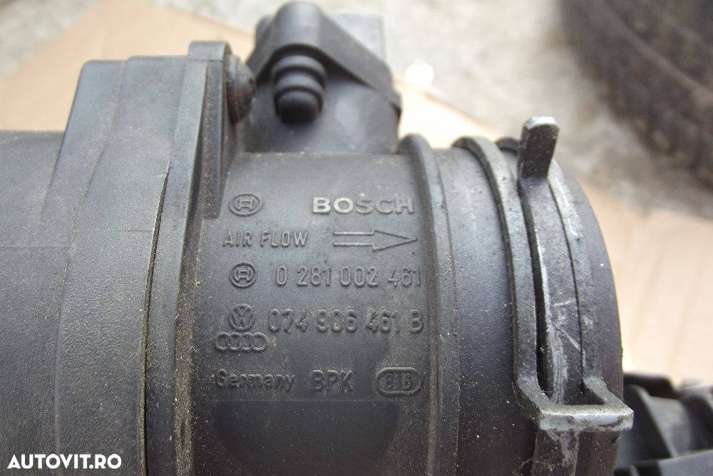Debitmetru aer VW Touareg 2.5 Supapa EGR dezmembrez Touareg 2.5 R5 - 5