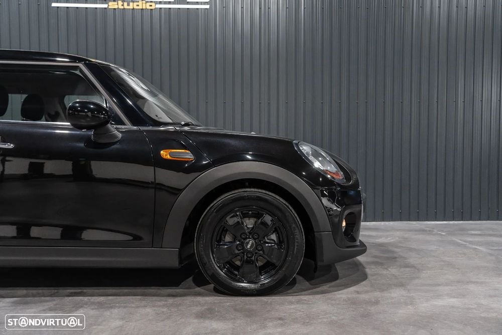 MINI 5 Portas One D - 40