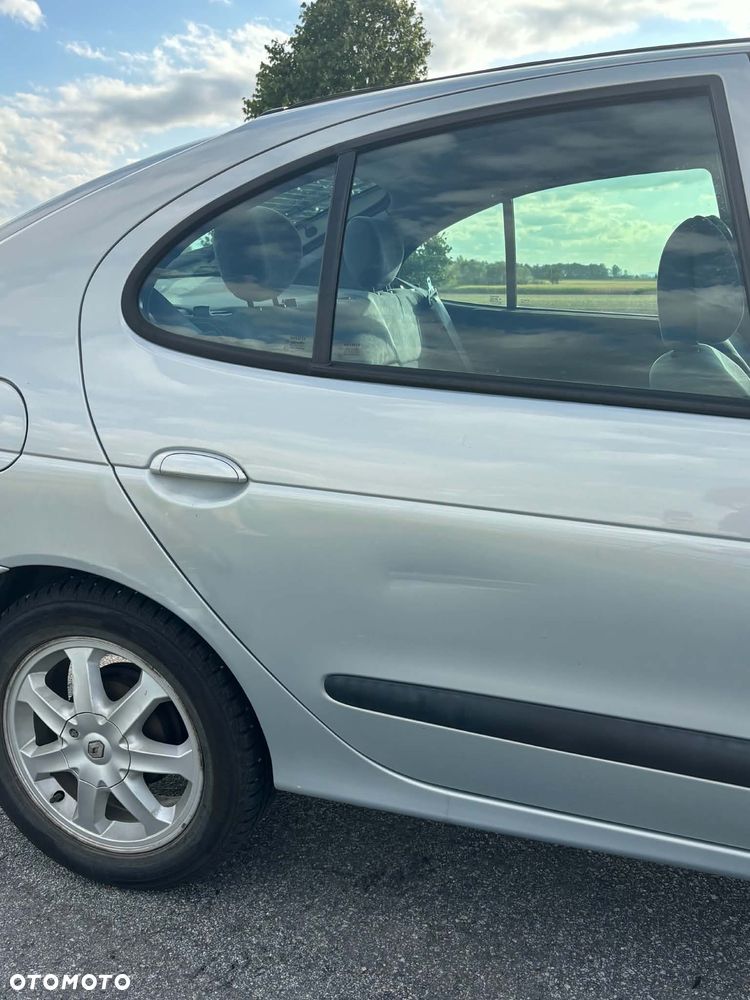 Renault Megane 1.6 - 7