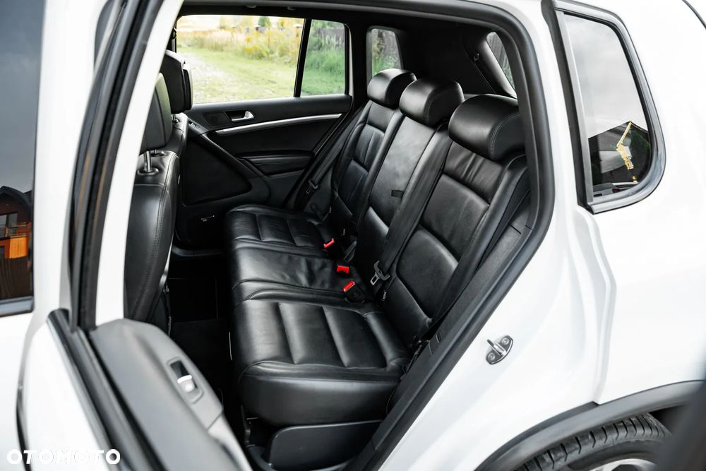 Volkswagen Tiguan 2.0 TSI 4Mot Perfectline R-Style DSG - 6