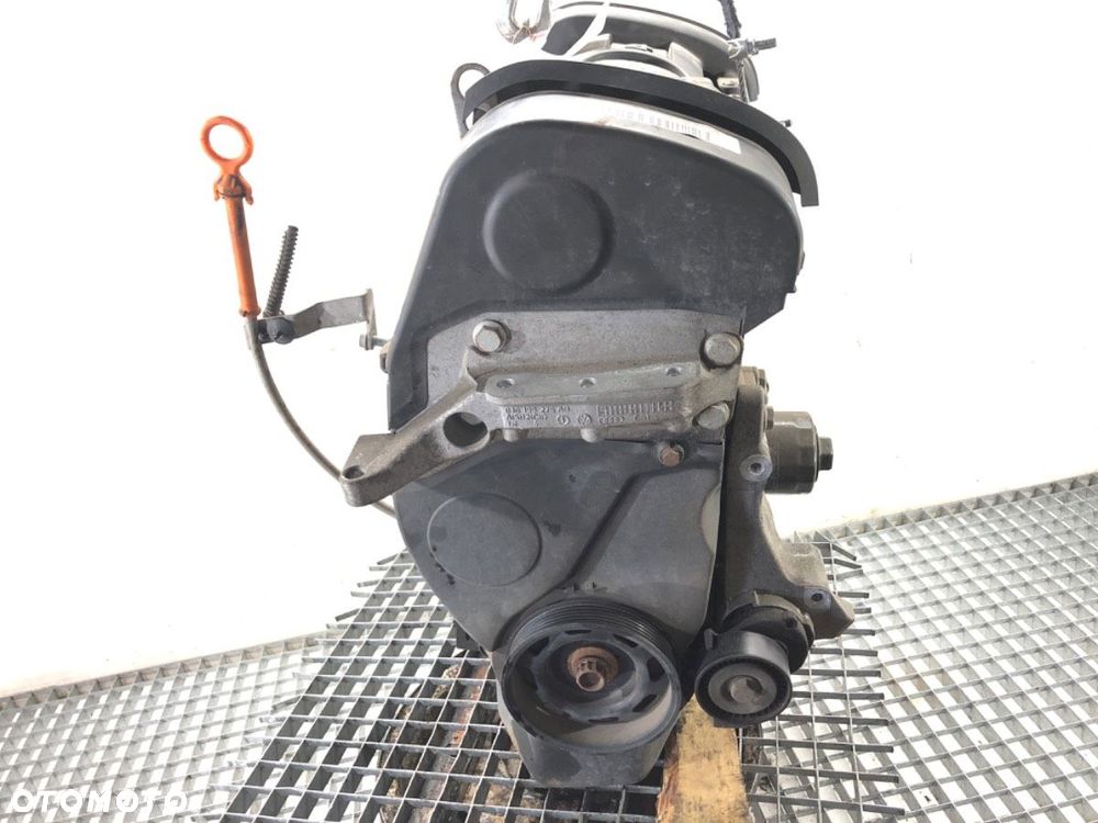 SILNIK  SEAT IBIZA III (6L1) 2002 - 2009 1.4 16V 63 kW [86 KM] benzyna 2006 - 2009 BXW - 4