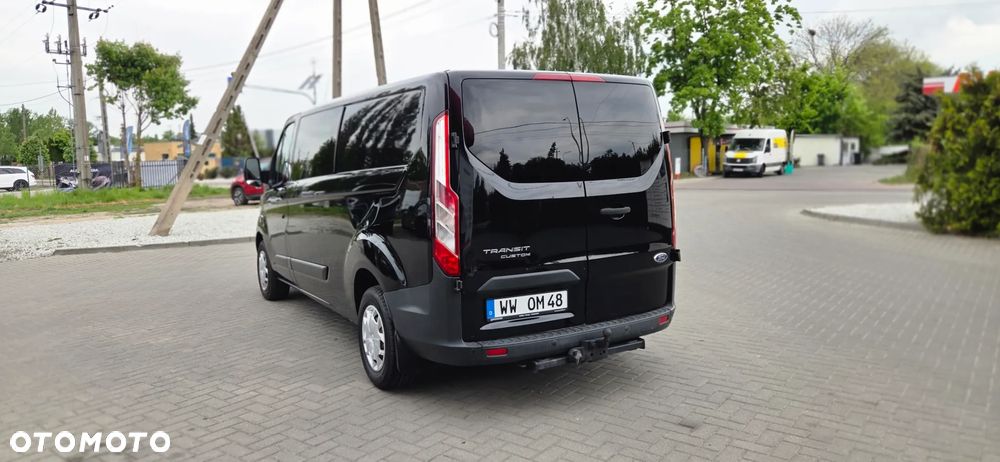 Ford TRANSIT CUSTOM - 11