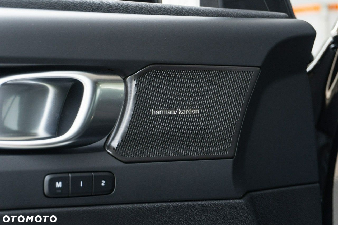 Volvo XC 40 - 15