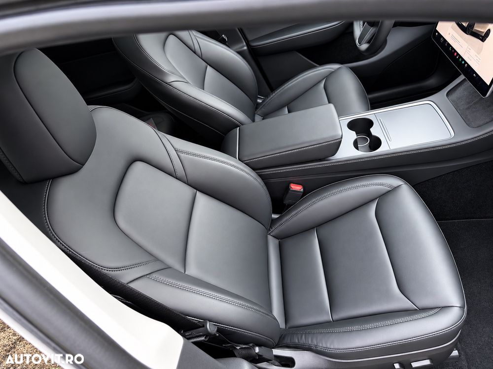Tesla Model Y Performance Dual Motor AWD - 20