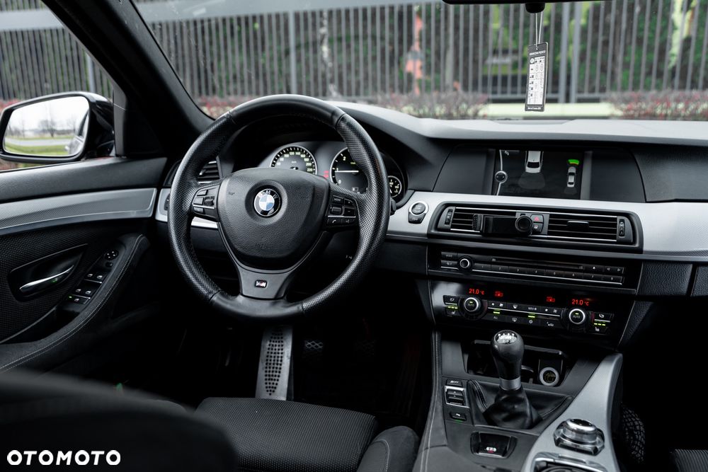 BMW Seria 5 ver-xdrive20d - 25