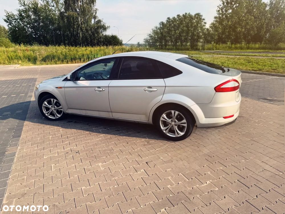 Ford Mondeo 2.0 TDCi Gold X - 4