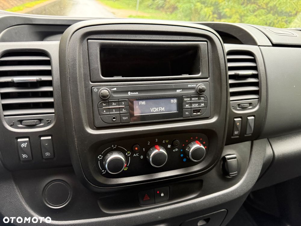 Renault Trafic - 20