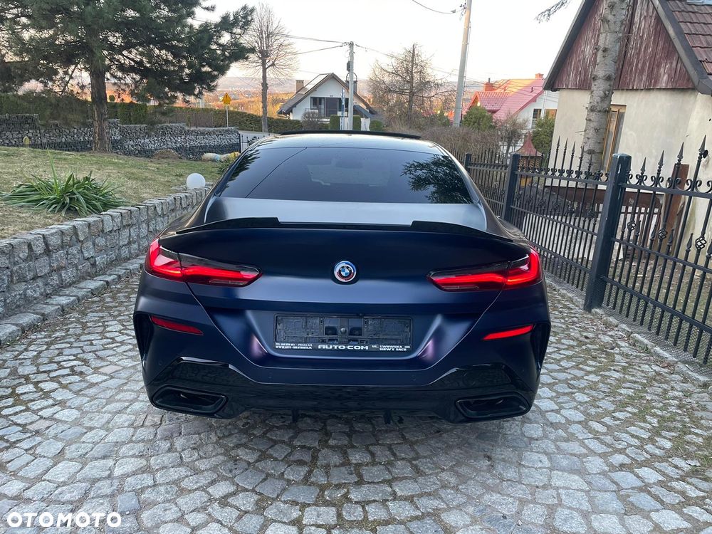 BMW Seria 8 - 9