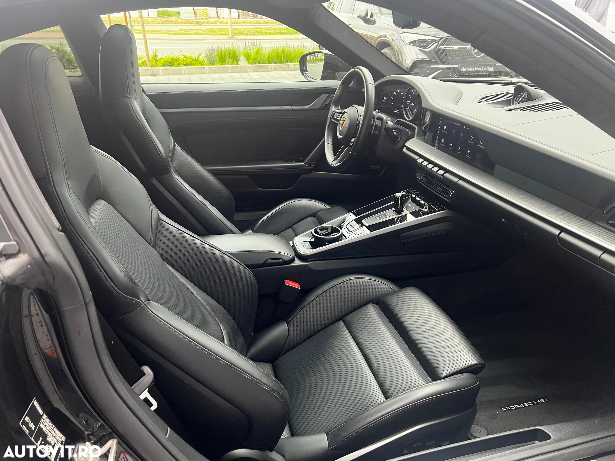 Porsche 911 Carrera 4S - 9