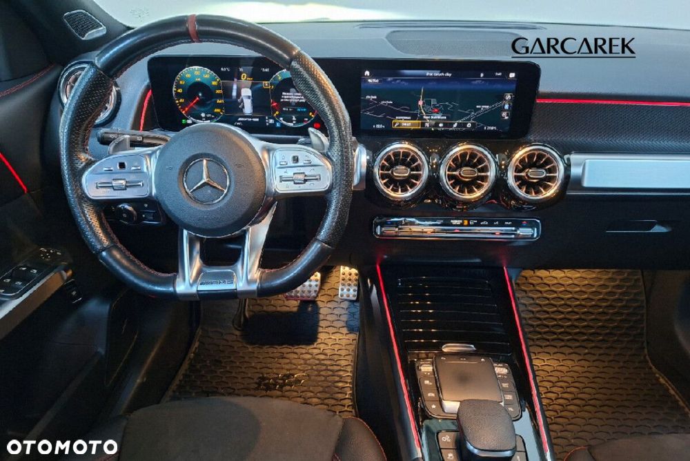 Mercedes-Benz GLB - 17