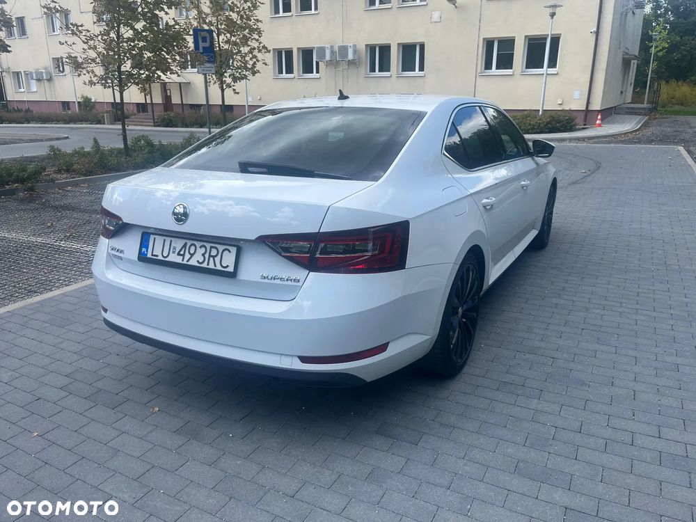 Skoda Superb 2.0 TDI L&K DSG - 4