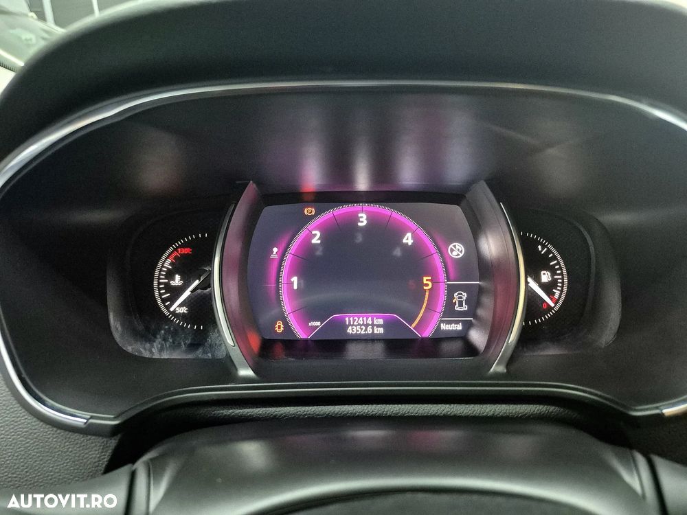 Renault Megane BLUE dCi 115 GT LINE - 26