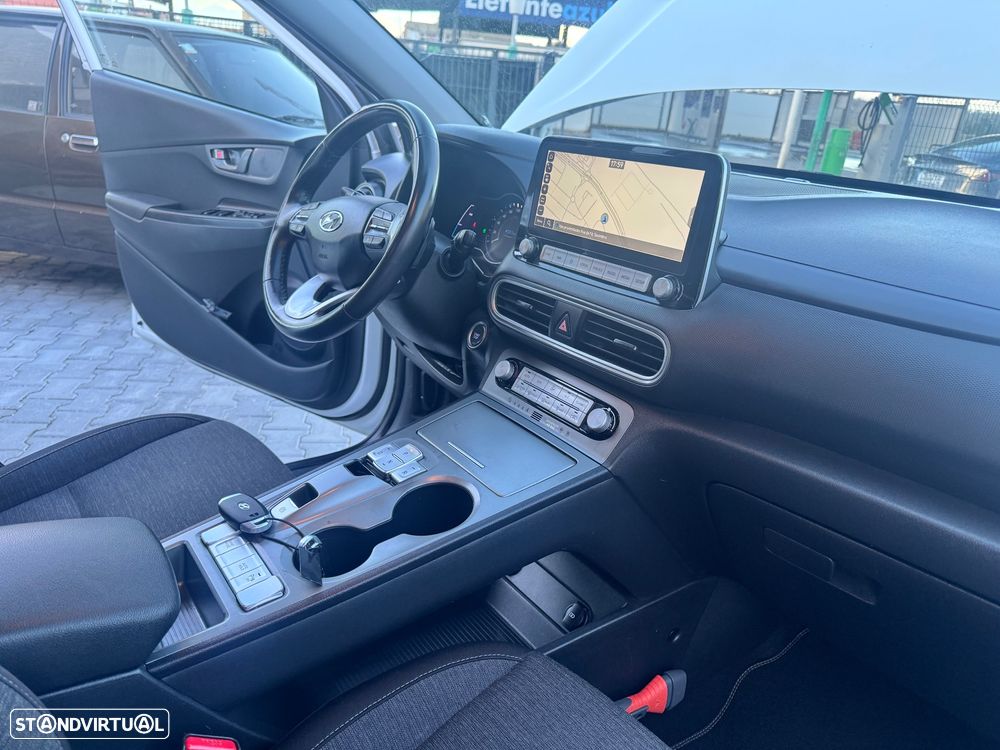 Hyundai Kauai 64 kWh Premium+P.Premium - 6