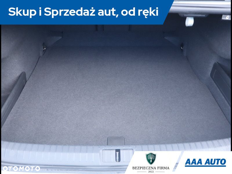 Volkswagen Passat - 14