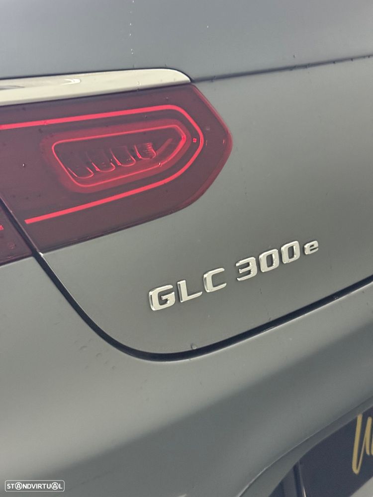 Mercedes-Benz GLC 300 e Coupe 4Matic 9G-TRONIC Avantgarde Advanced - 29