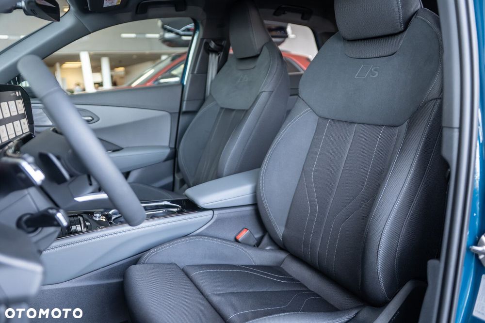Audi Q3 Sportback - 11