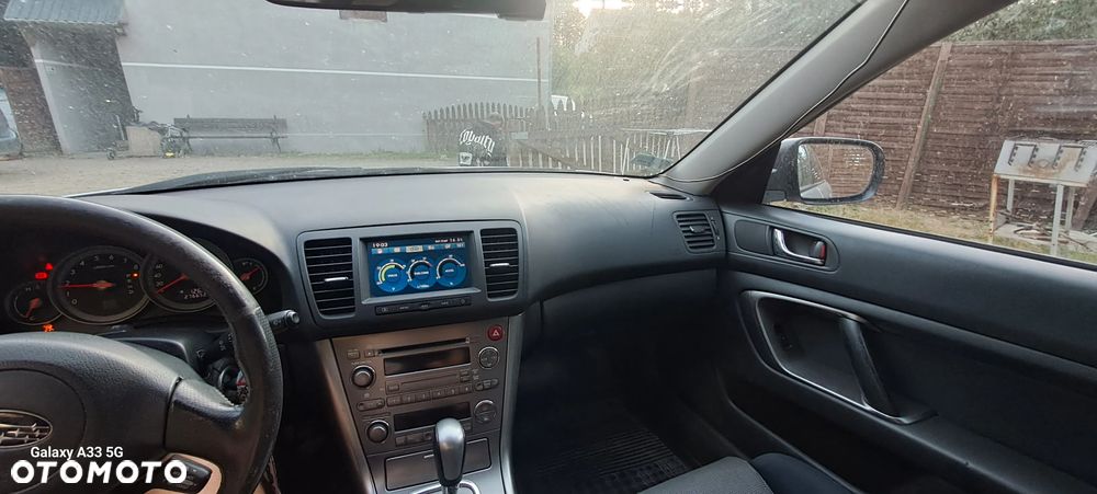 Subaru Legacy 2.0R GL - 15