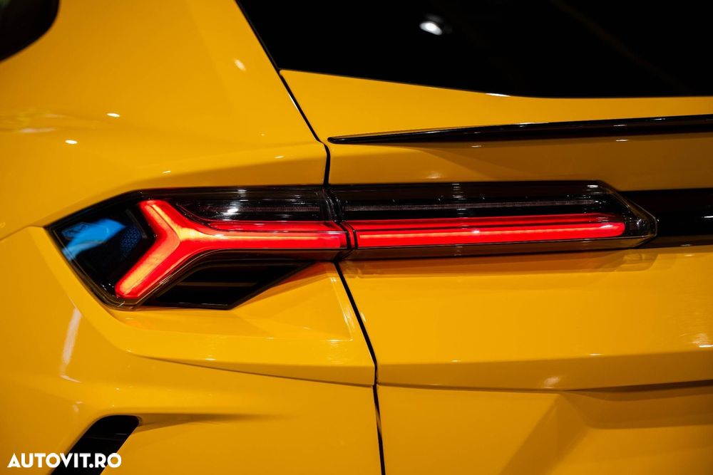 Lamborghini URUS - 17