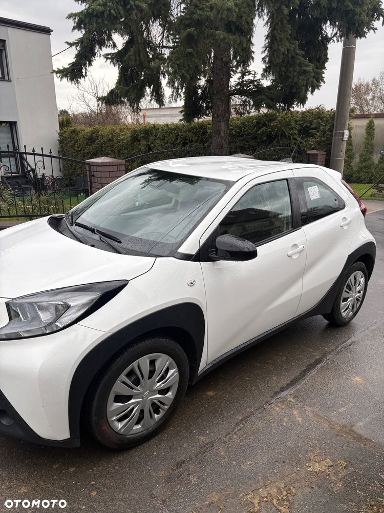 Toyota Aygo X Business Edition - 2