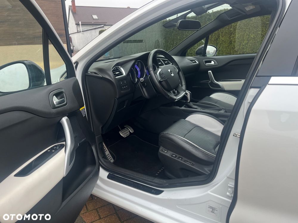 DS Automobiles DS 4 - 11