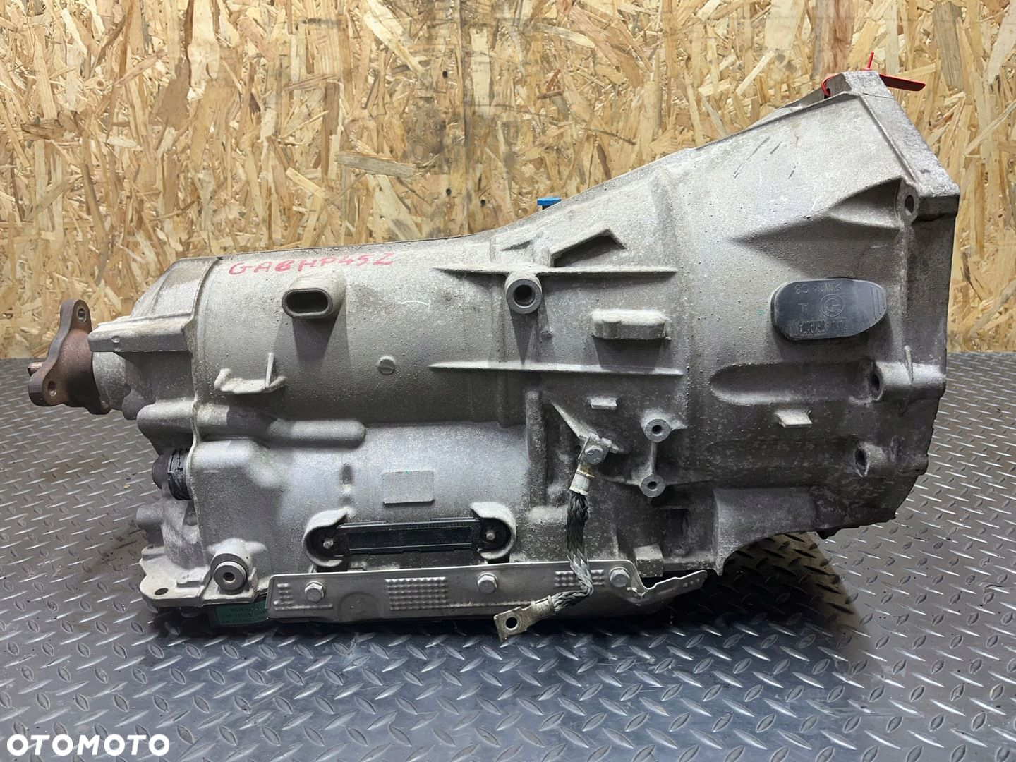BMW F10 F20 F30 F34 N20 N26 SKRZYNIA BIEGÓW AUTOMAT 8HP-45 XDM OE 8601690 - 8