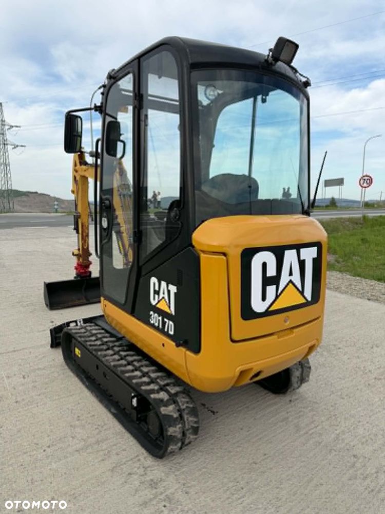 Caterpillar 301,7 - 1