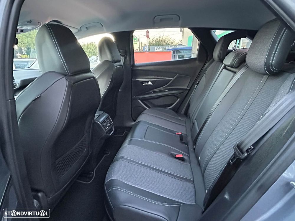 Peugeot 3008 - 52