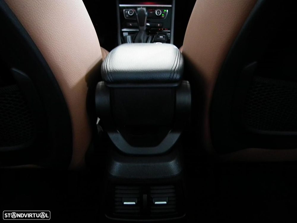 BMW 216 Active Tourer d Line Luxury Auto - 22