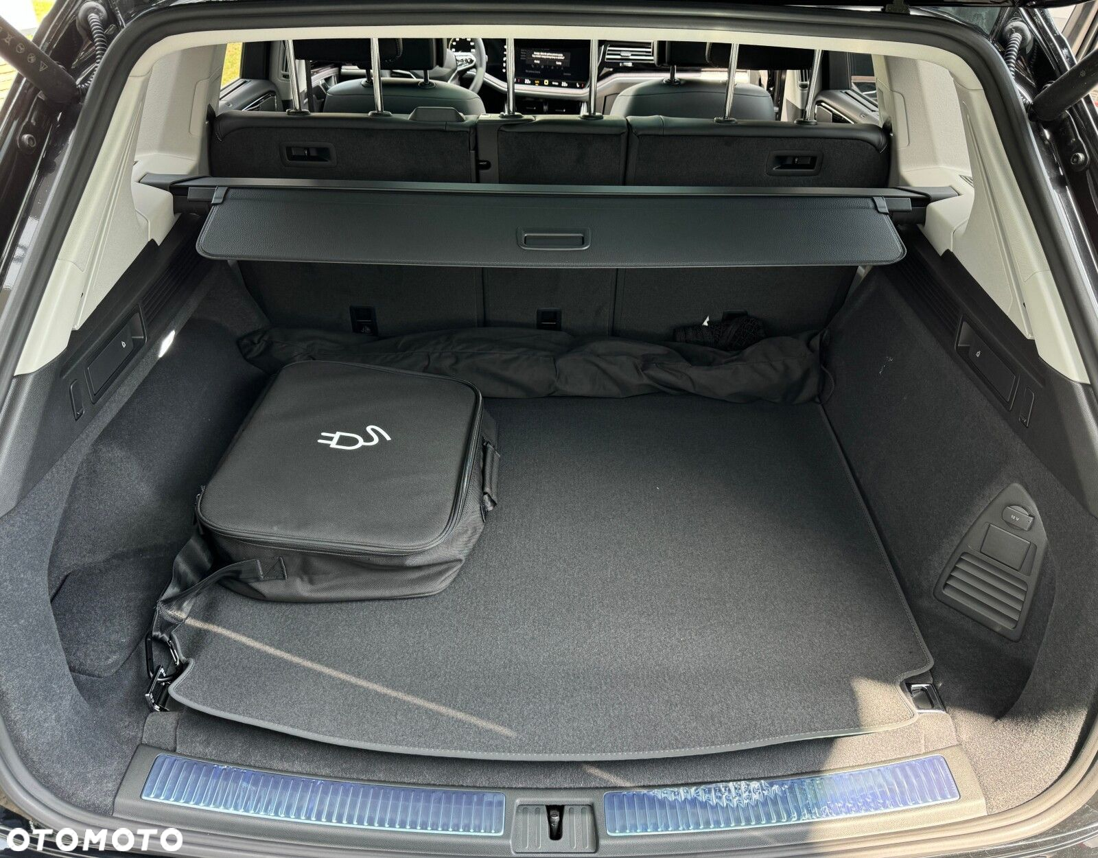 Volkswagen Touareg - 34