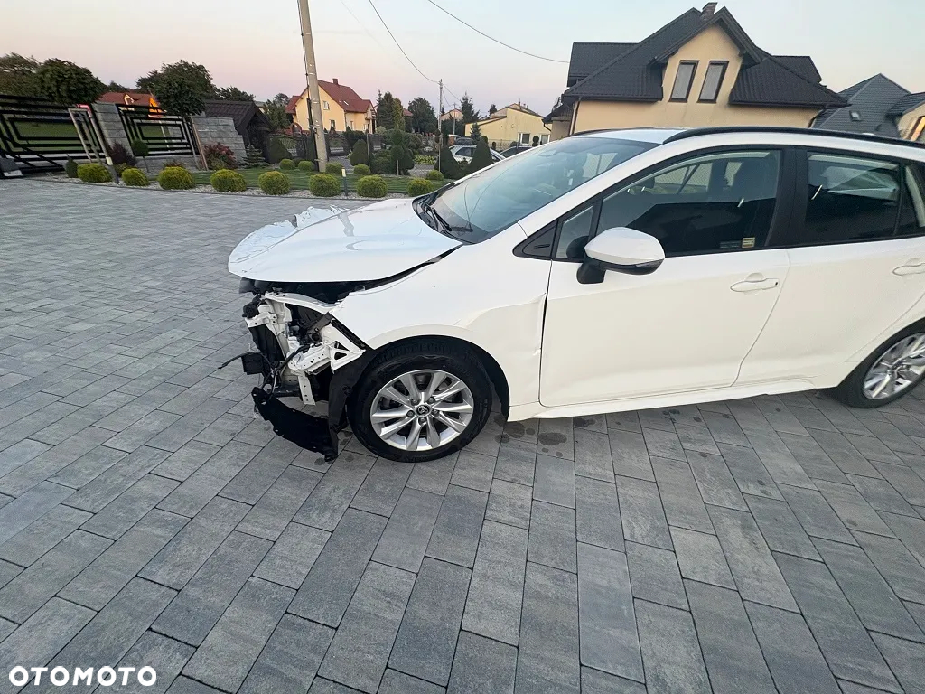 Toyota Corolla - 10
