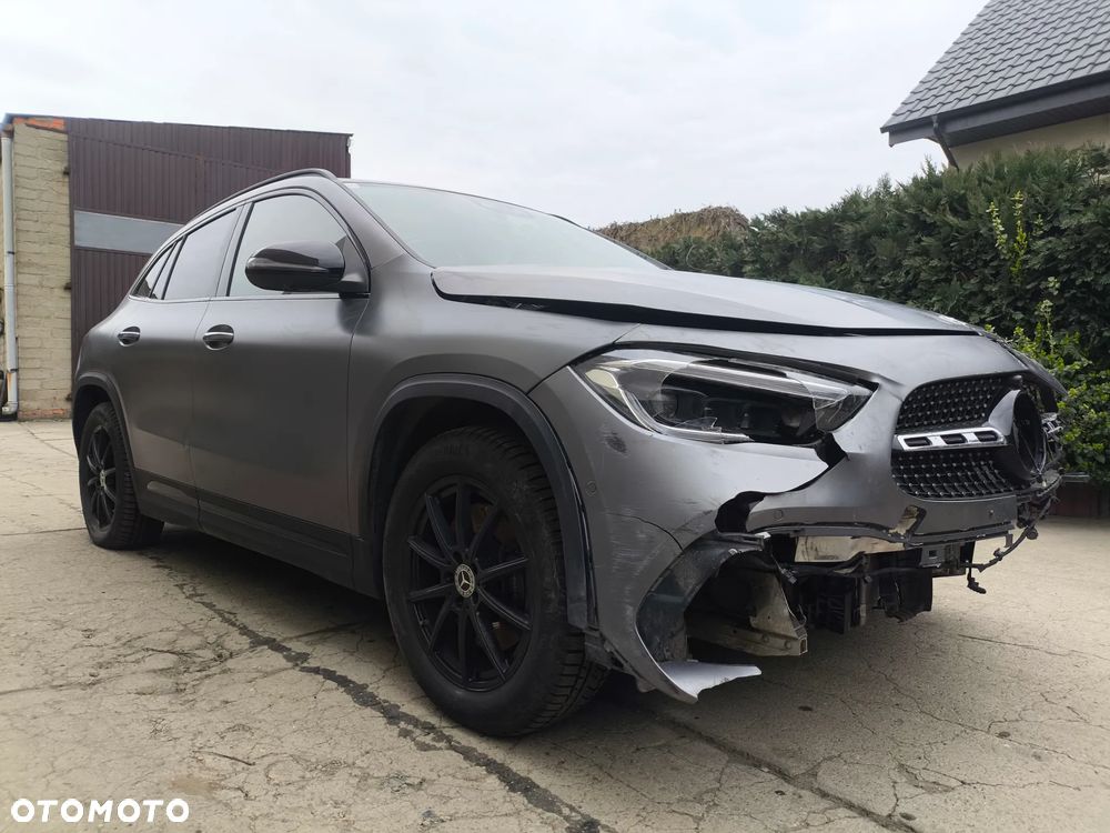 Mercedes-Benz GLA 250 4Matic 8G-DCT AMG Line - 6