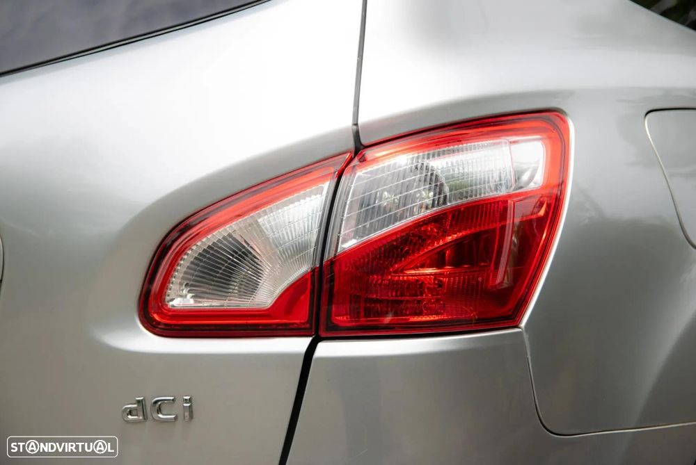 Nissan Qashqai +2 - 34
