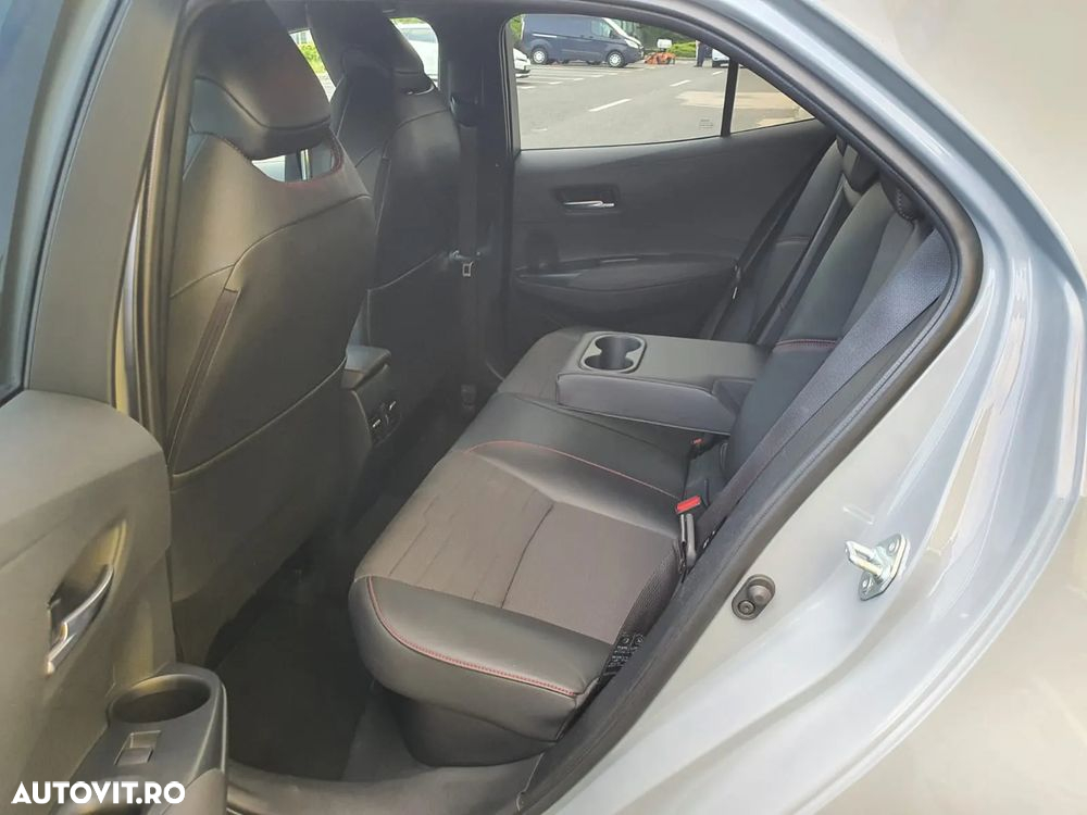 Toyota Corolla 2.0 HSD Exclusive - 11