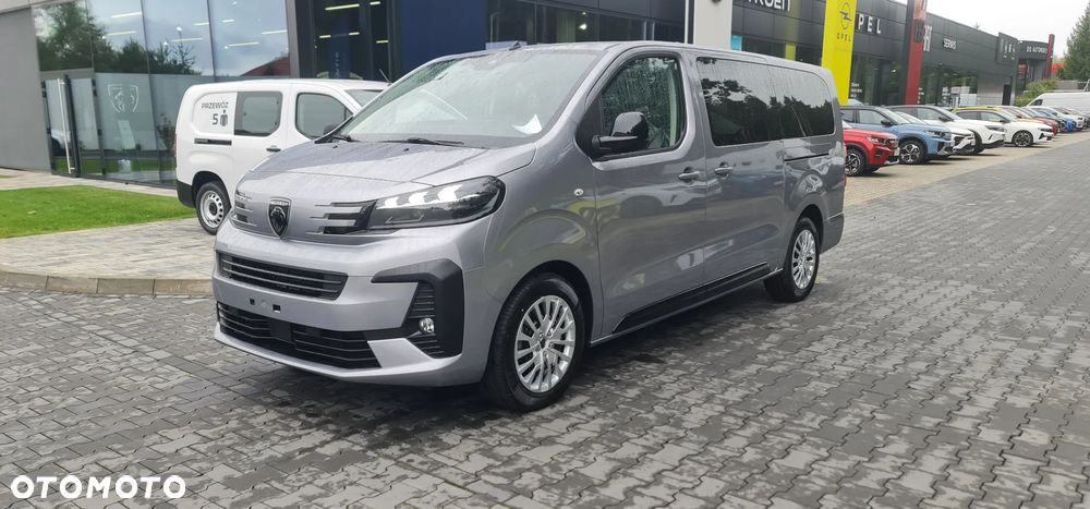 Peugeot Traveller - 1