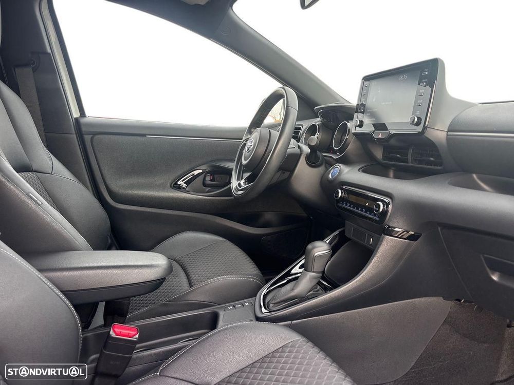 Toyota Yaris - 14