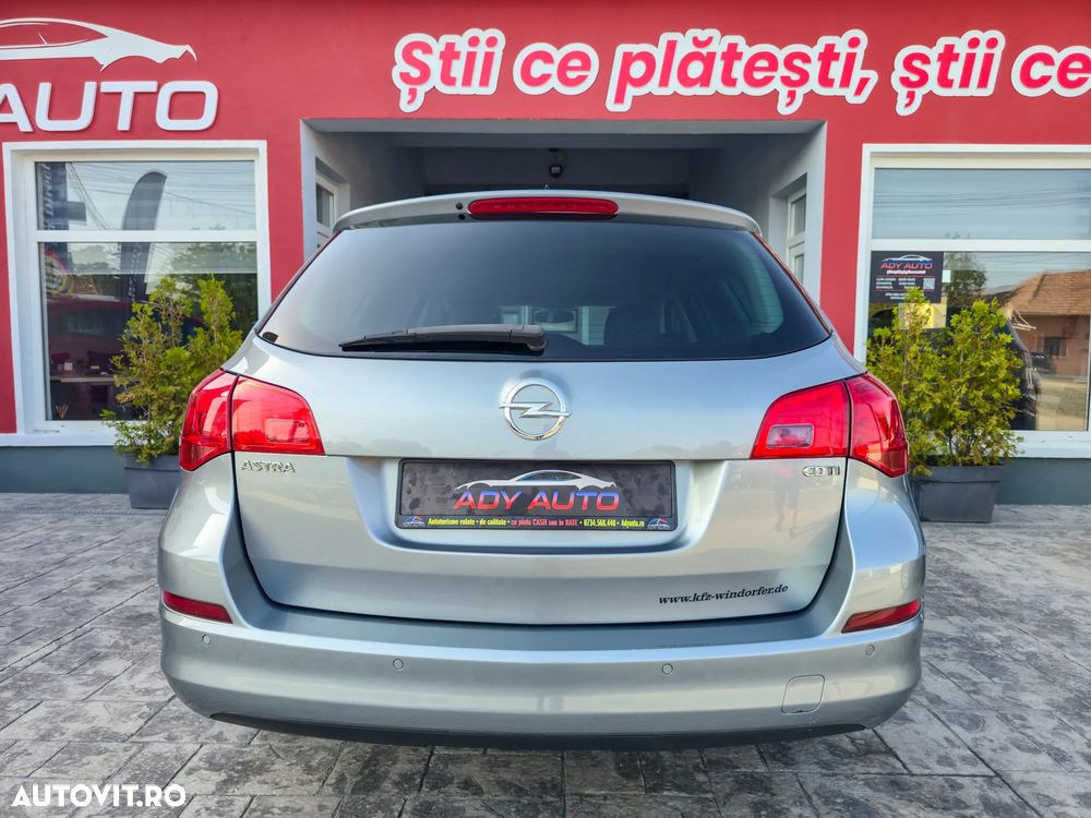 Opel Astra 1.7 CDTI Cosmo - 18