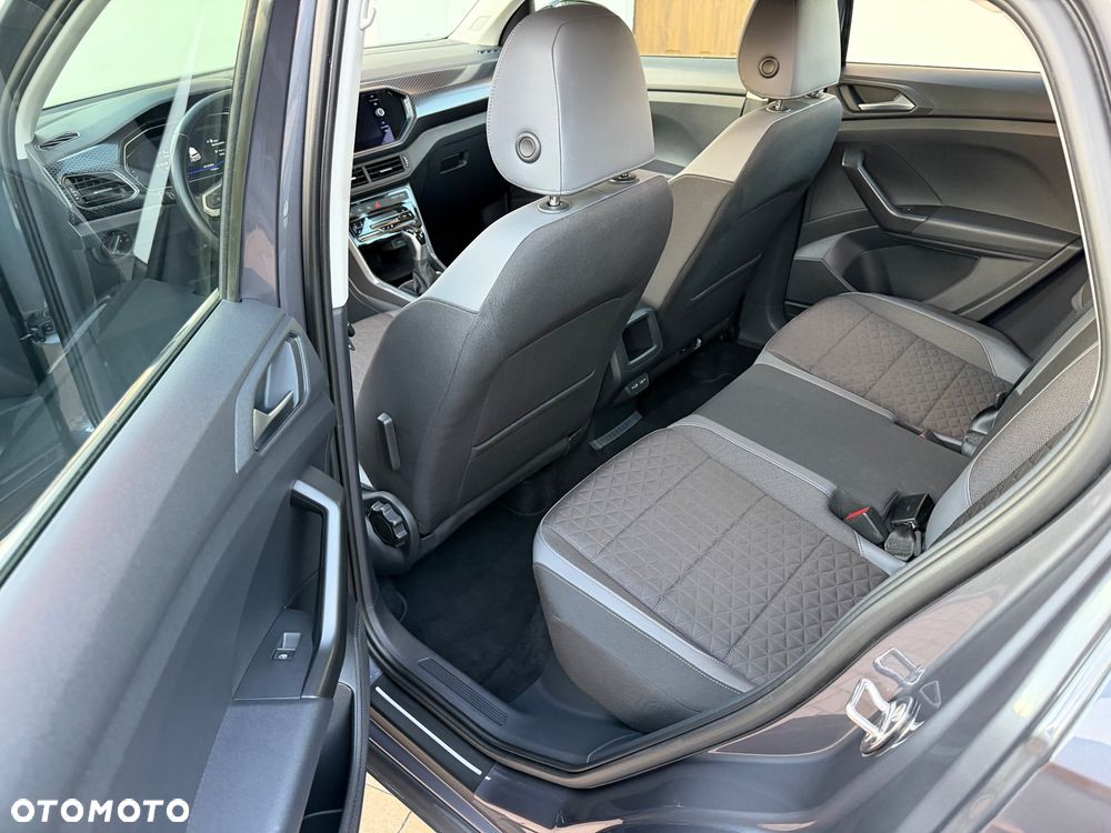 Volkswagen T-Cross 1.5 TSI ACT Style DSG - 24
