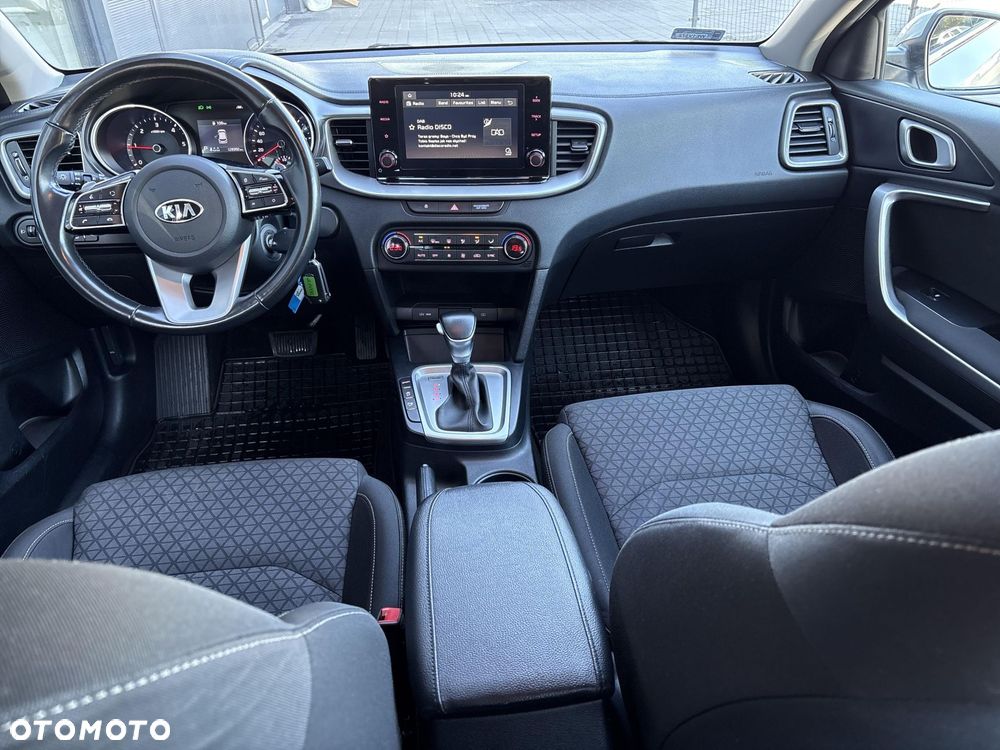 Kia Ceed 1.6 CRDi SCR M DCT - 19