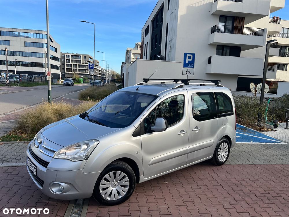 Citroën Berlingo II 1.6i Prestige - 16