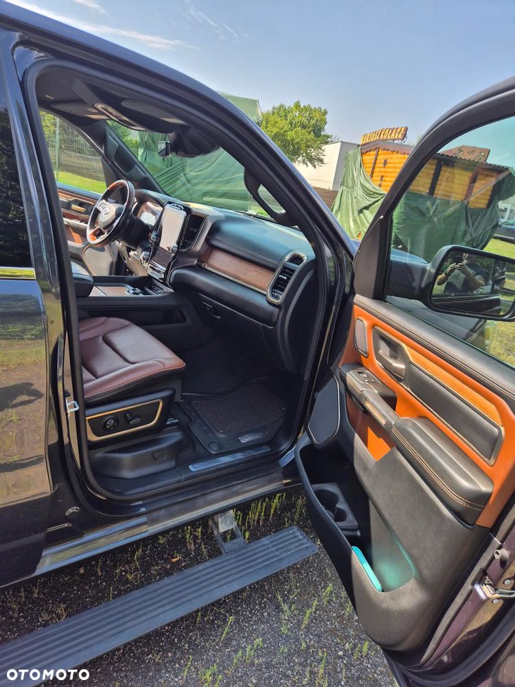 Dodge RAM 5.7 4x4 - 20
