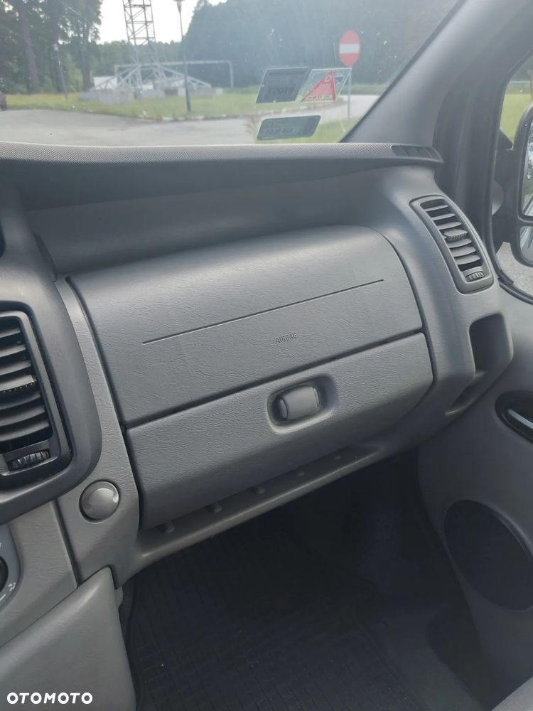 Renault Trafic Grand Passenger Pack Clim - 14
