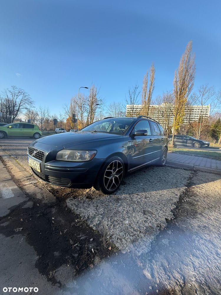 Volvo V50 - 1