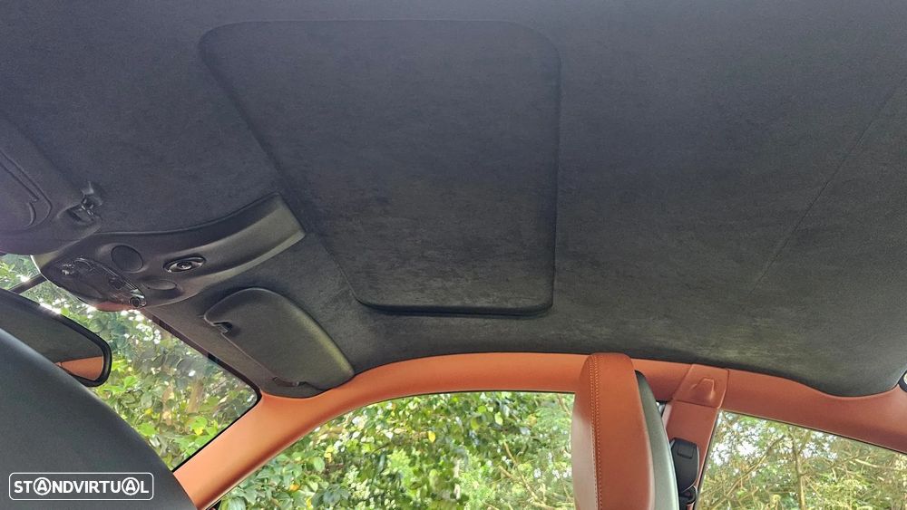 Porsche 911 (997) Carrera 4S - 11